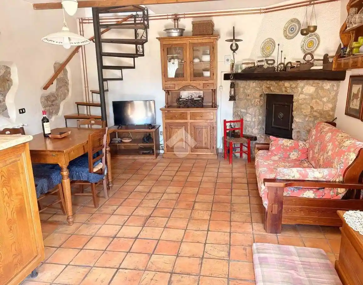 Casa indipendente in affitto a Tagliacozzo
