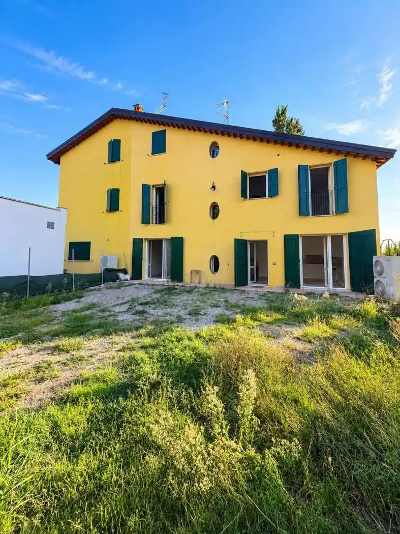 Villetta a schiera in vendita a Cavezzo
