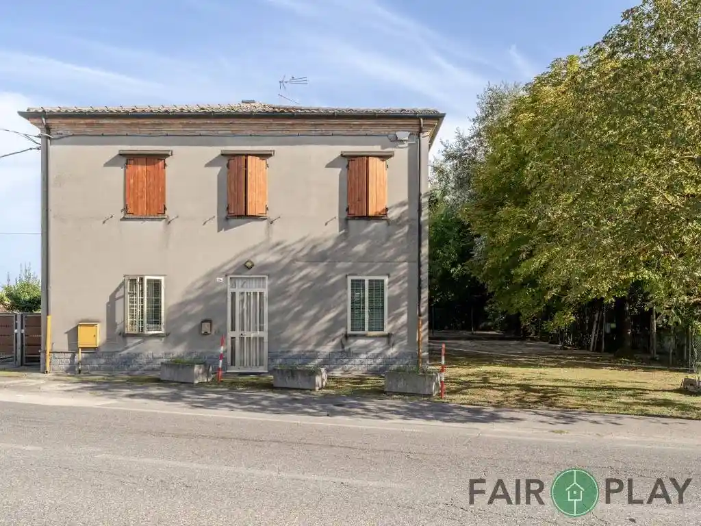 Casa indipendente in vendita a Ravenna