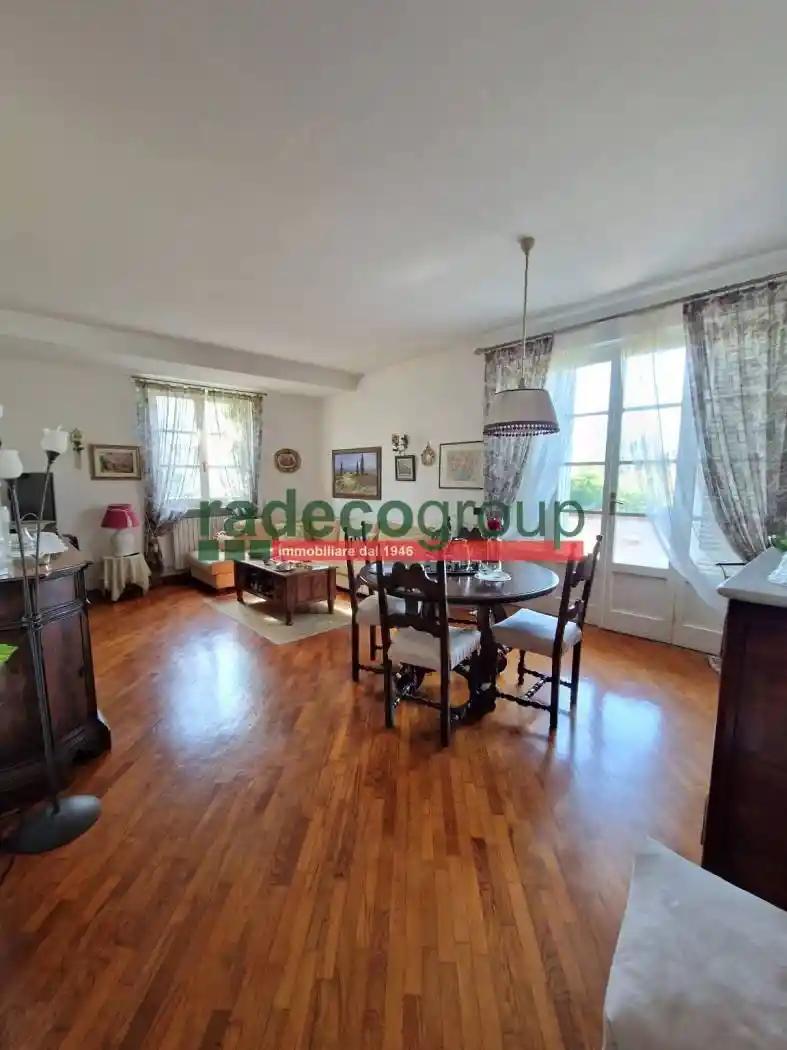Villa in vendita a Livorno