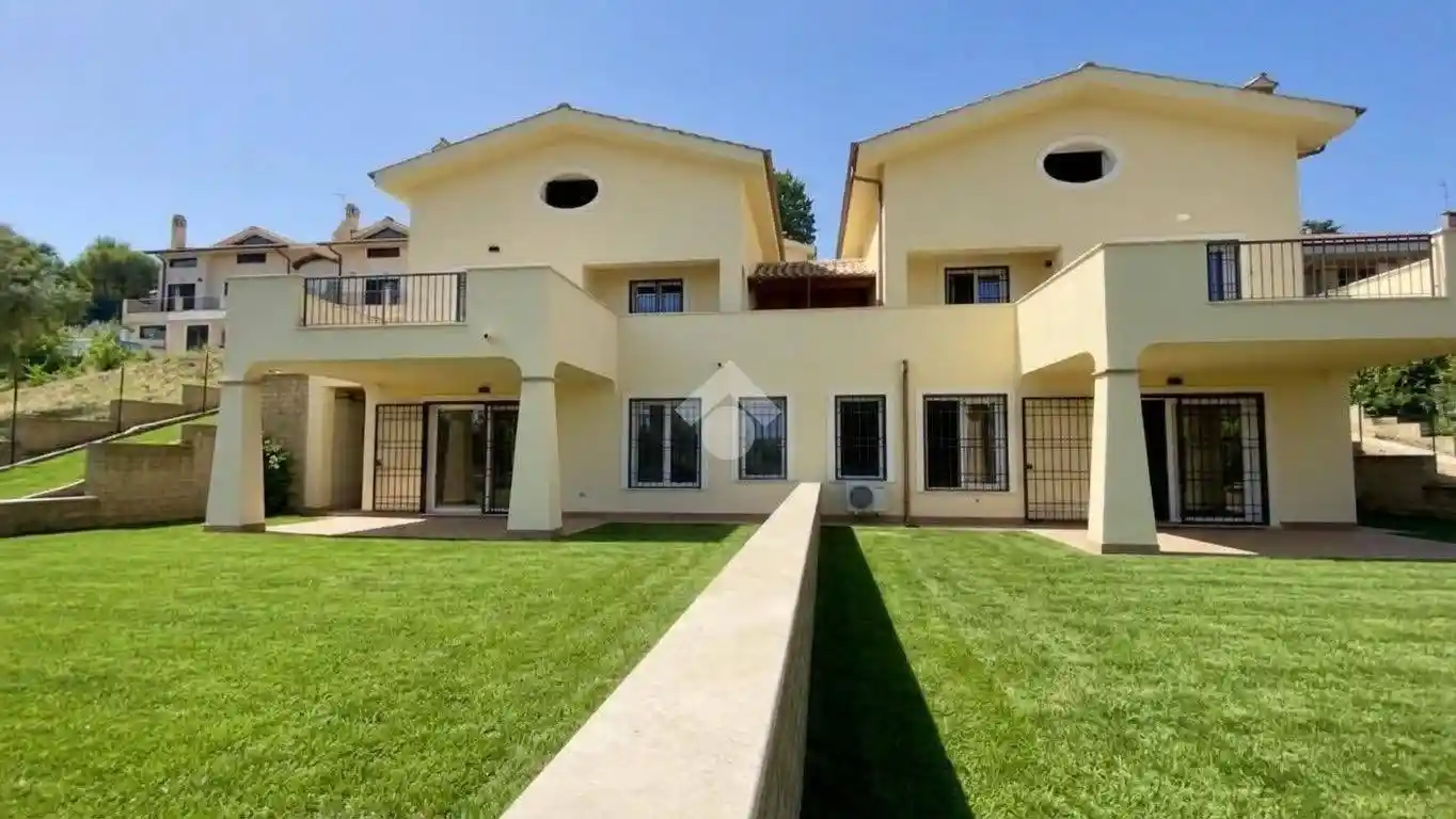 Villa in vendita a Morlupo