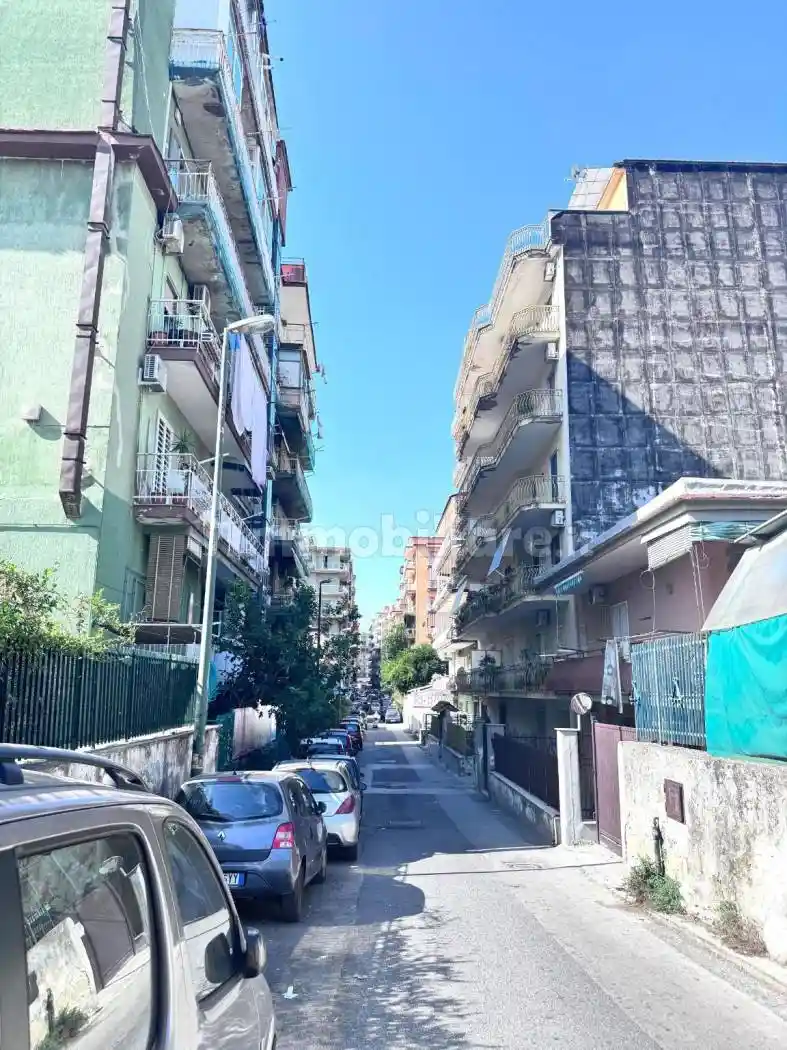 Appartamento in vendita a Napoli