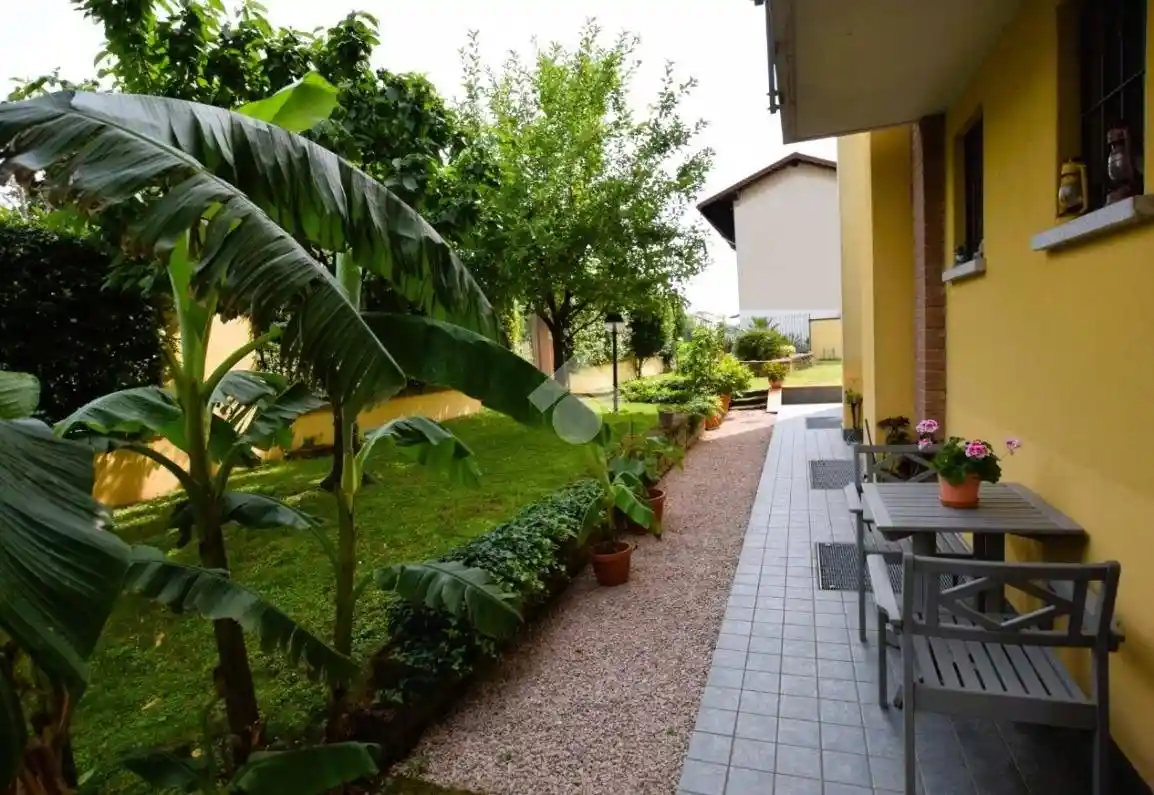 Villa in vendita a Cassina de' Pecchi