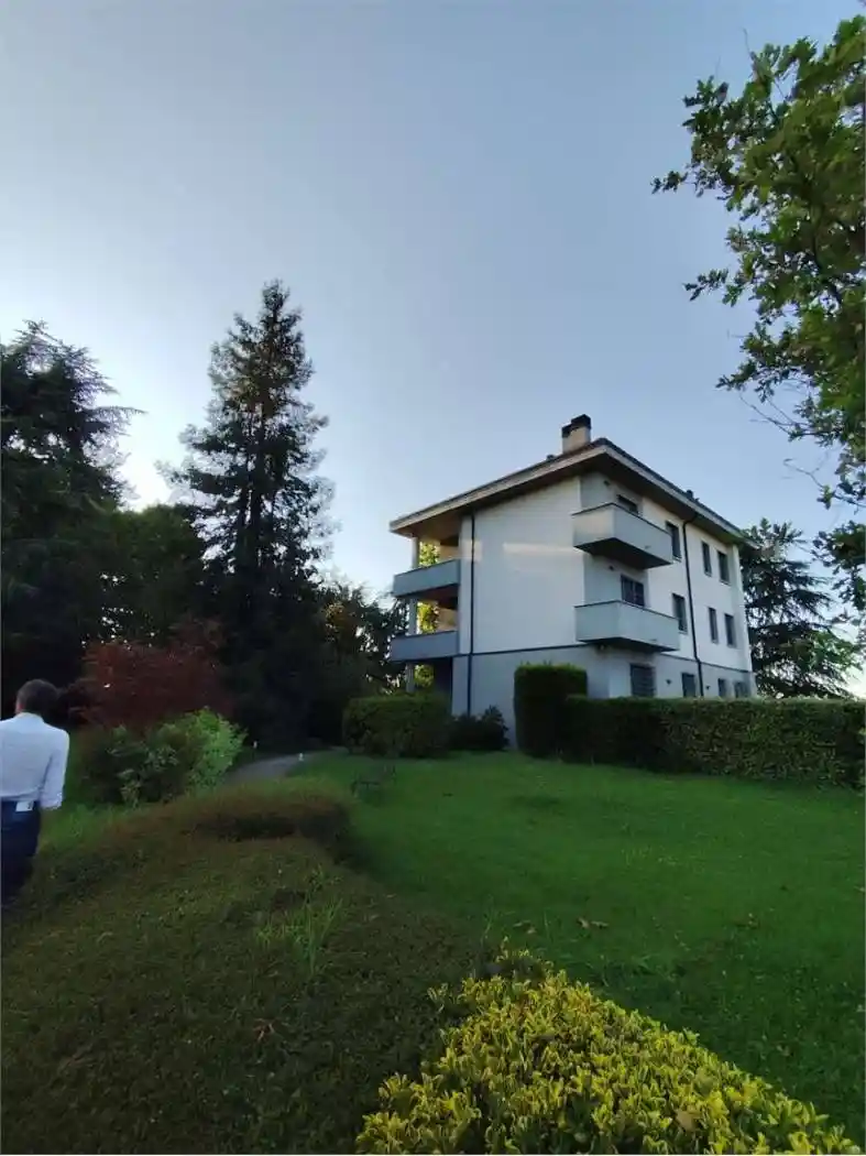 Palazzo - Edificio in vendita a Castel Maggiore