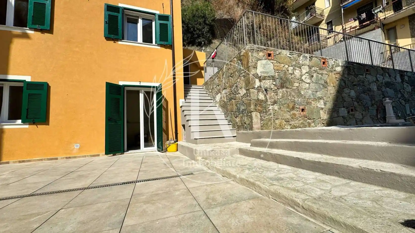 Villa in vendita a Varazze