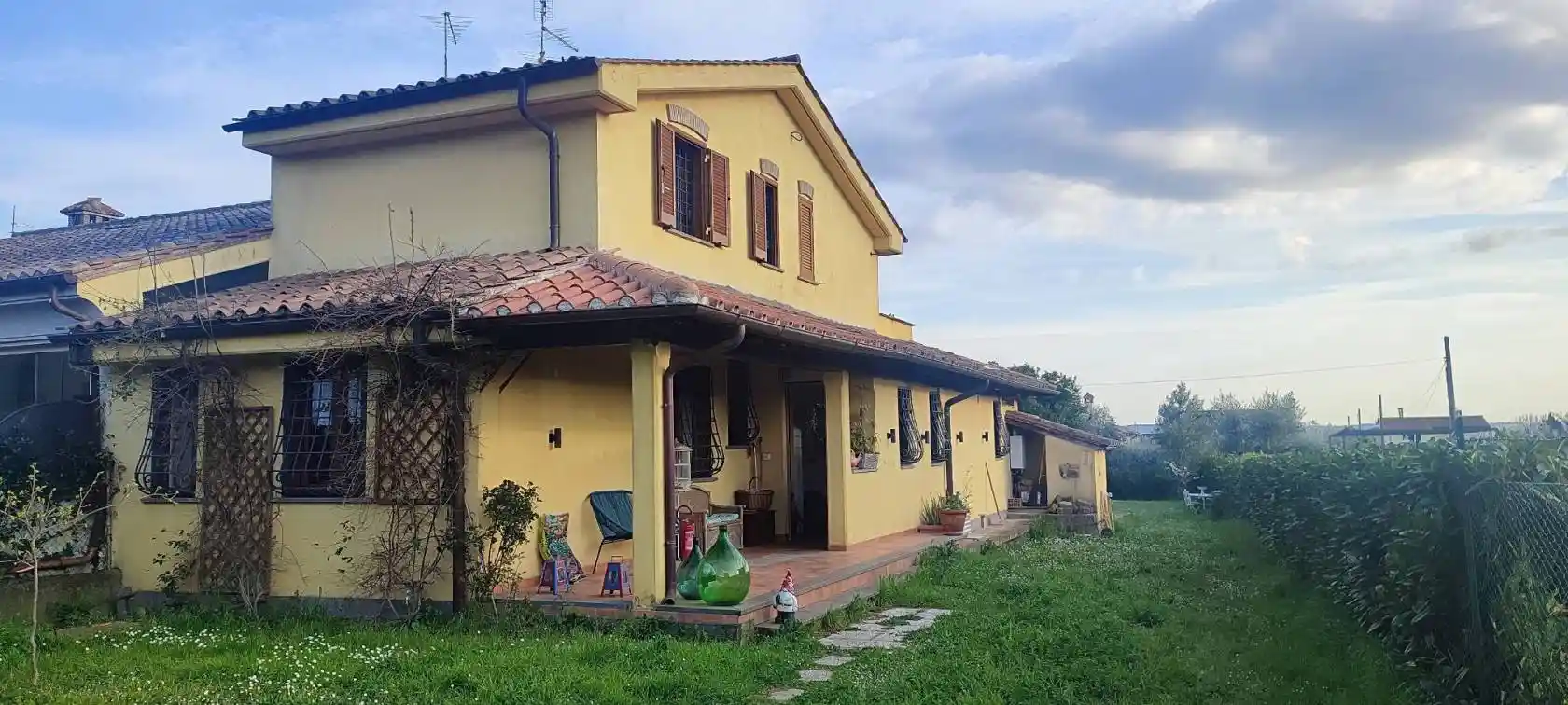Villa in vendita a Trevignano Romano