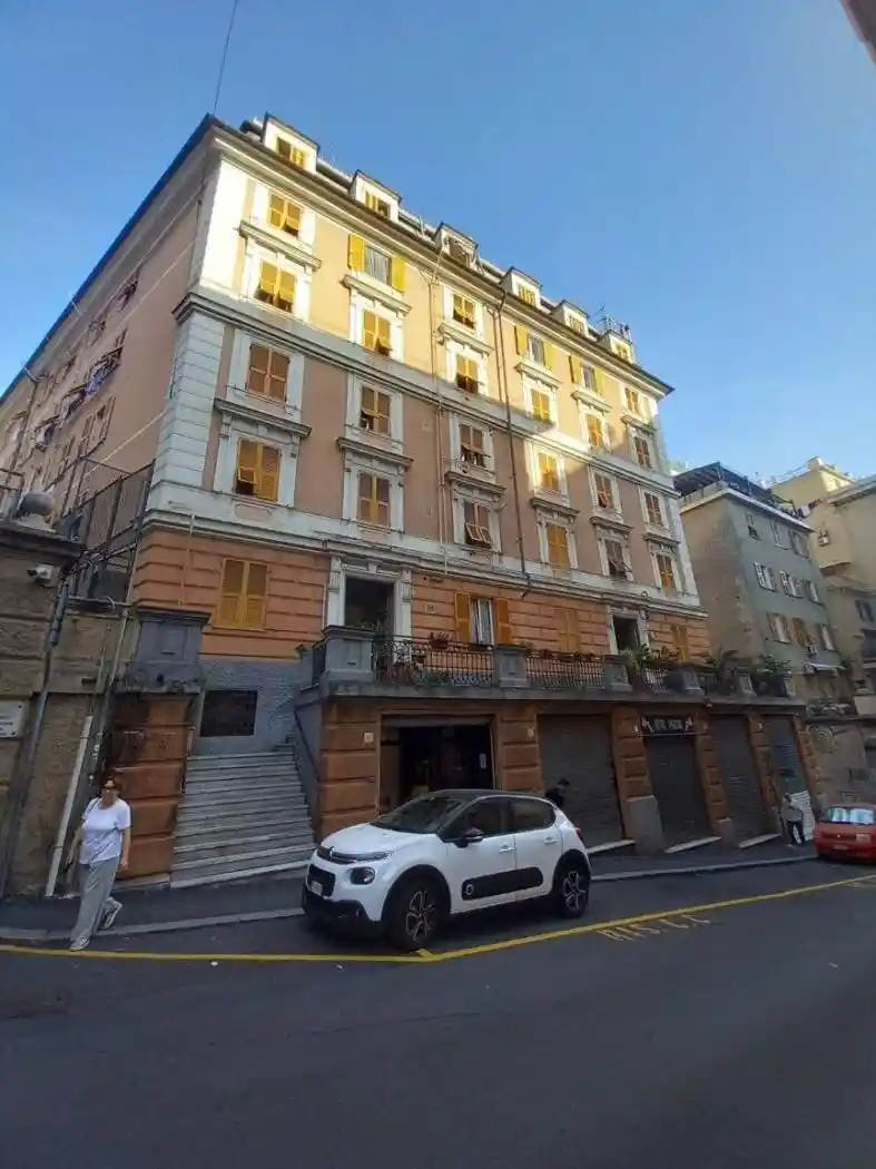 Appartamento in vendita a Genova