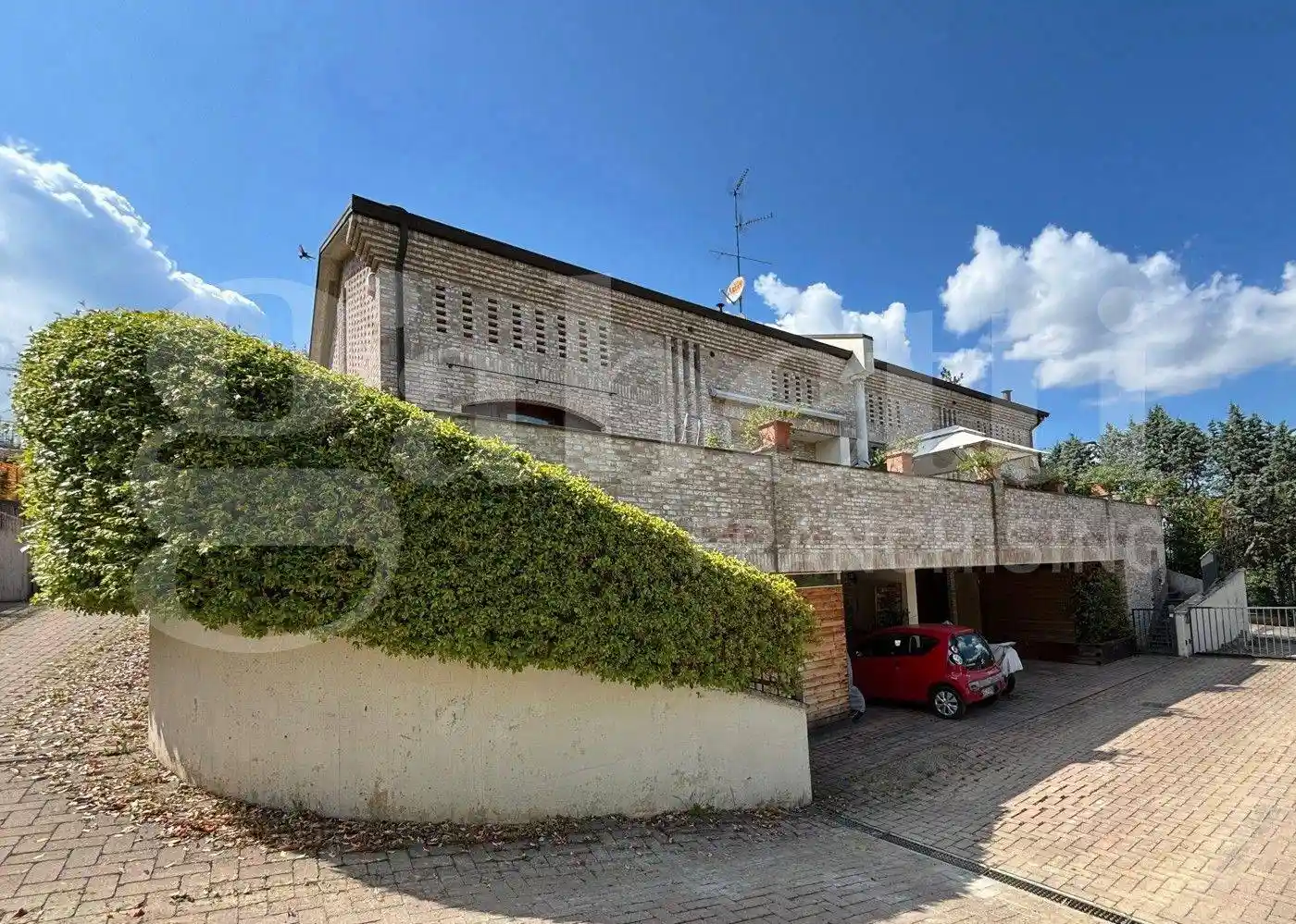 Villa in vendita a Zola Predosa