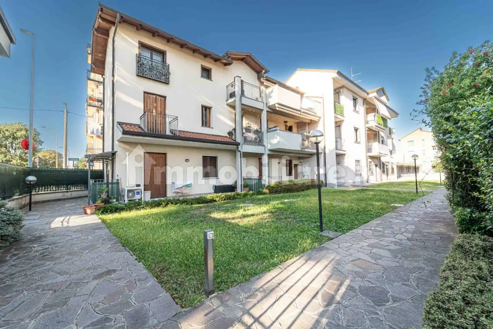 Appartamento in vendita a Senago