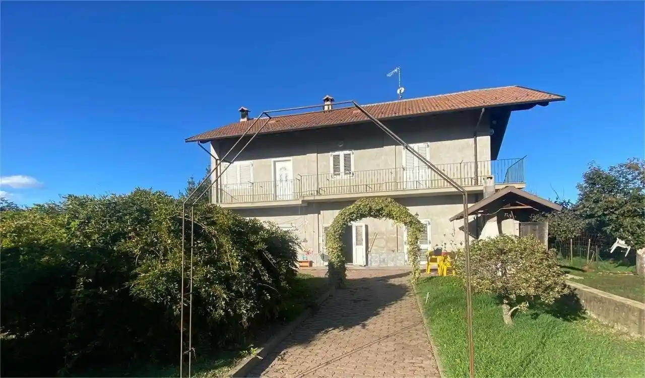 Villa in vendita a Saluggia