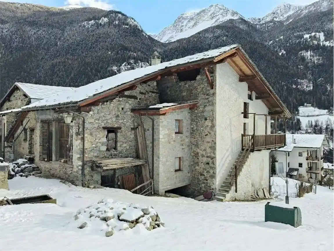 Casa indipendente in vendita a Valpelline