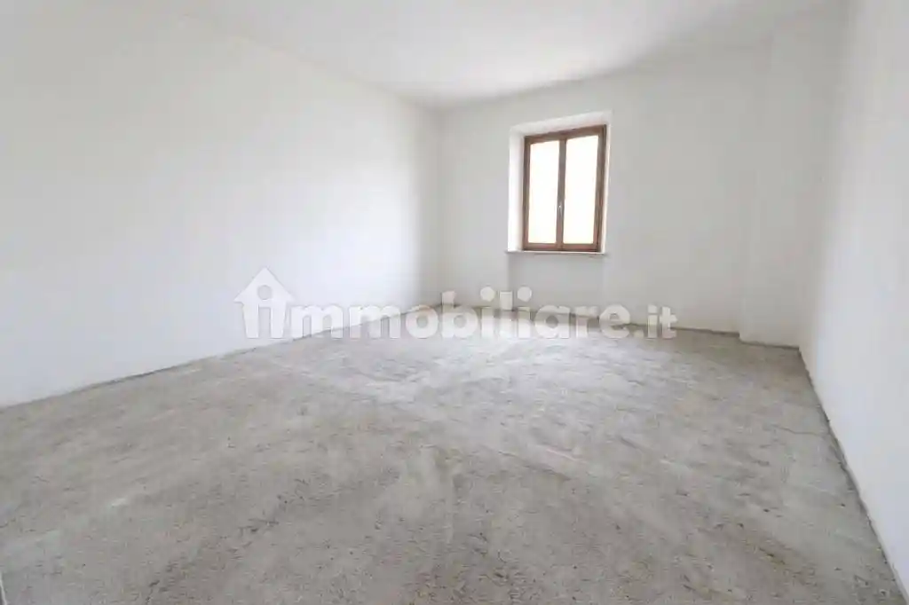 Appartamento in vendita a Cascina