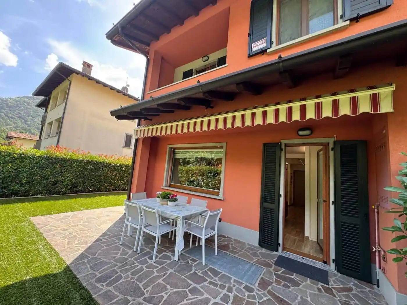 Villetta a schiera in vendita a Villa d'Ogna