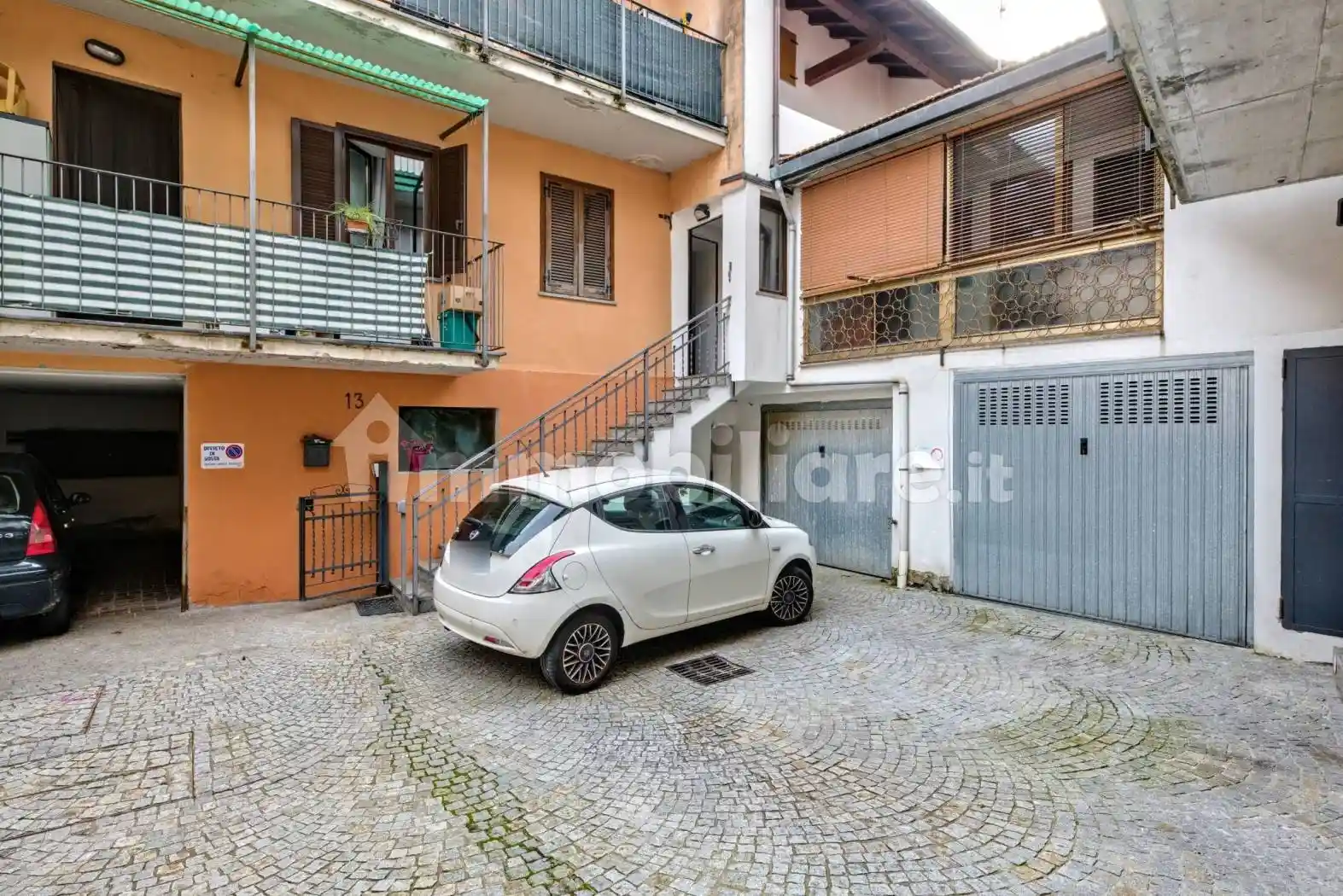 Casa indipendente in vendita a Luino