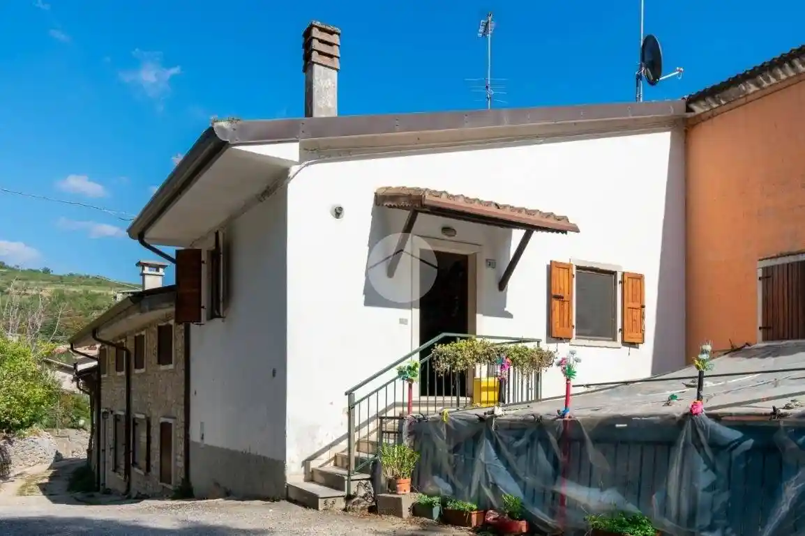 Rustico - Casale in vendita a Fumane