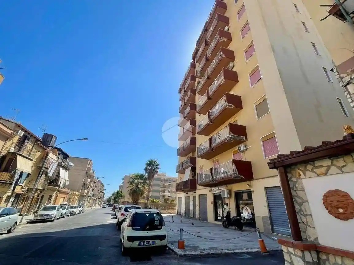 Appartamento in vendita a Palermo
