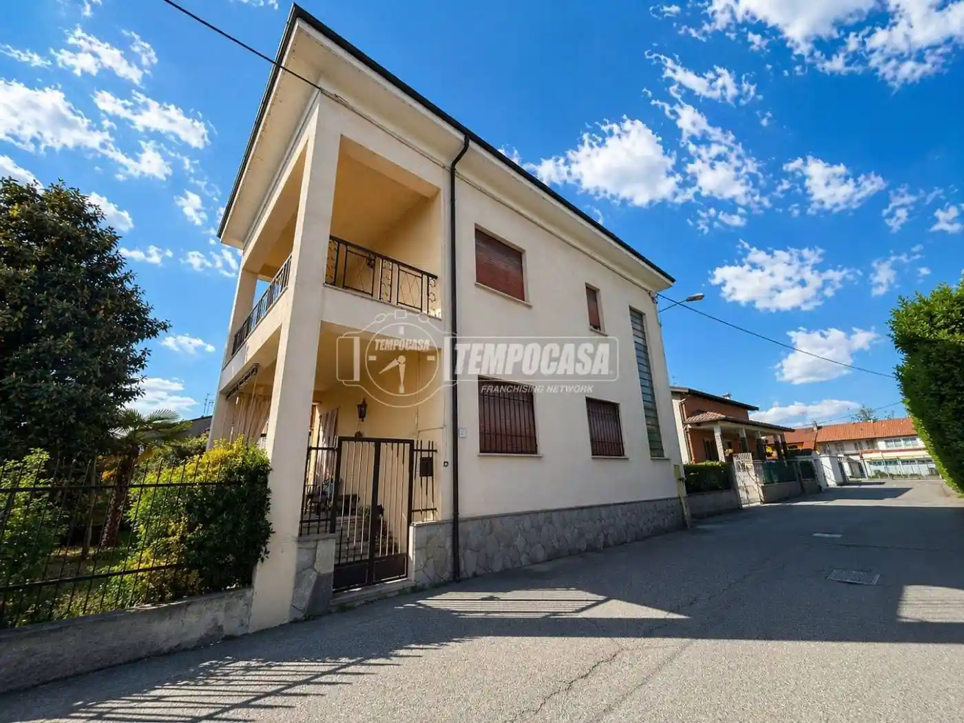 Casa indipendente in vendita a Tronzano Vercellese