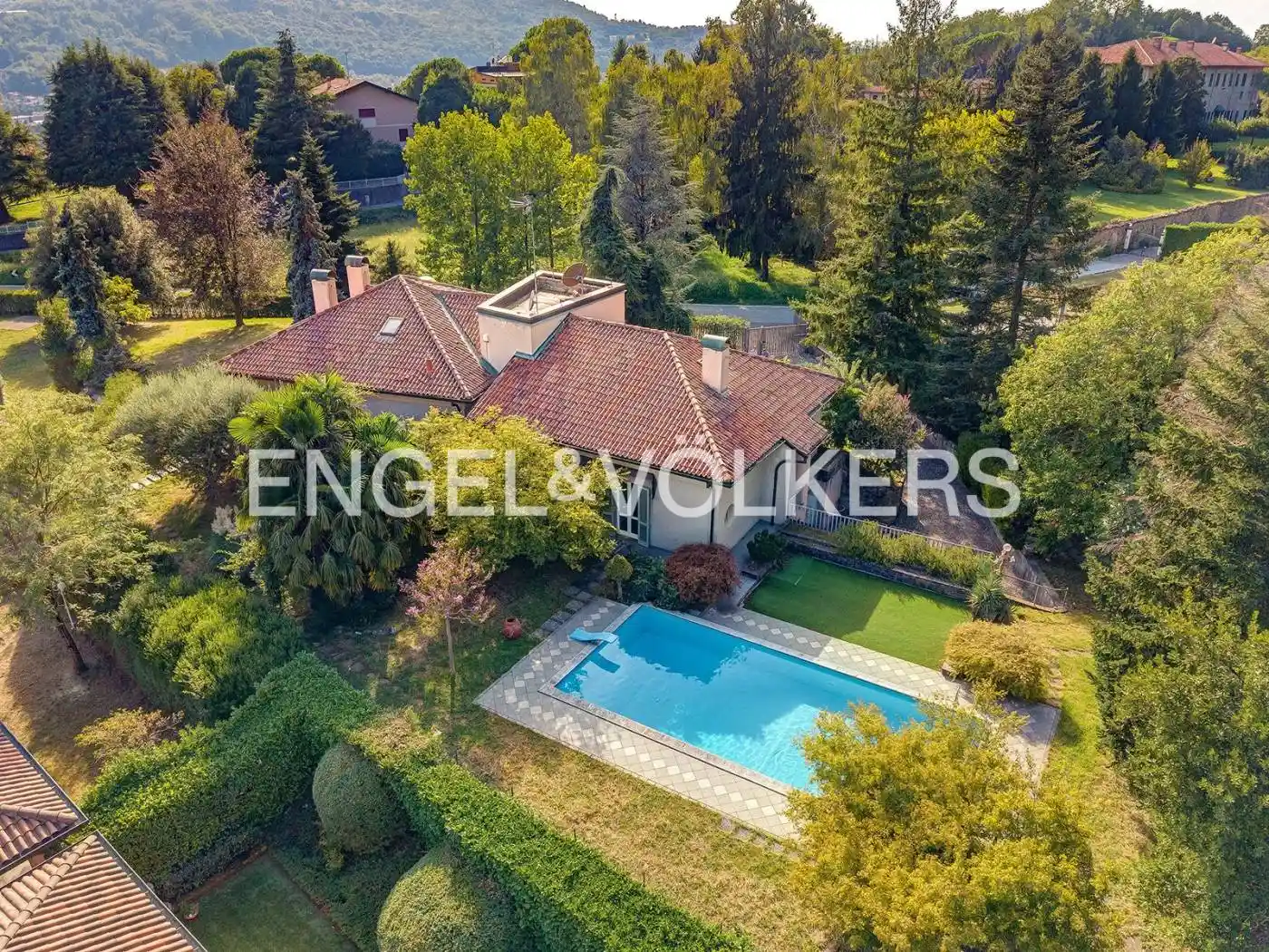 Villa in vendita a Santa Maria Hoè