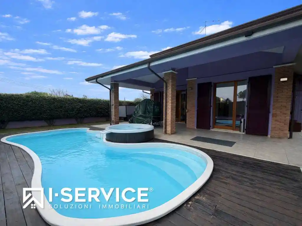 Villa in vendita a Bellaria-Igea Marina