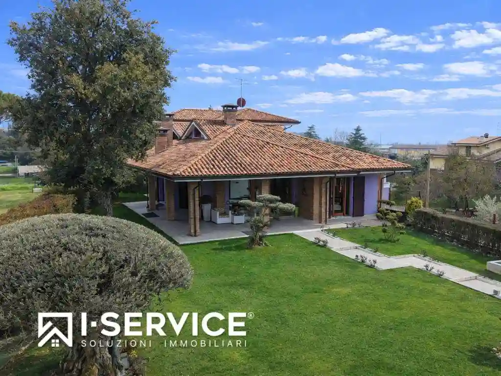 Villa - foto 2