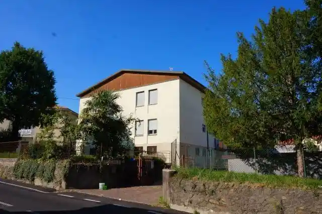 Appartamento in vendita a Carvico