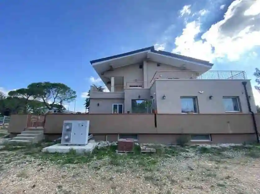 Villa - foto 2
