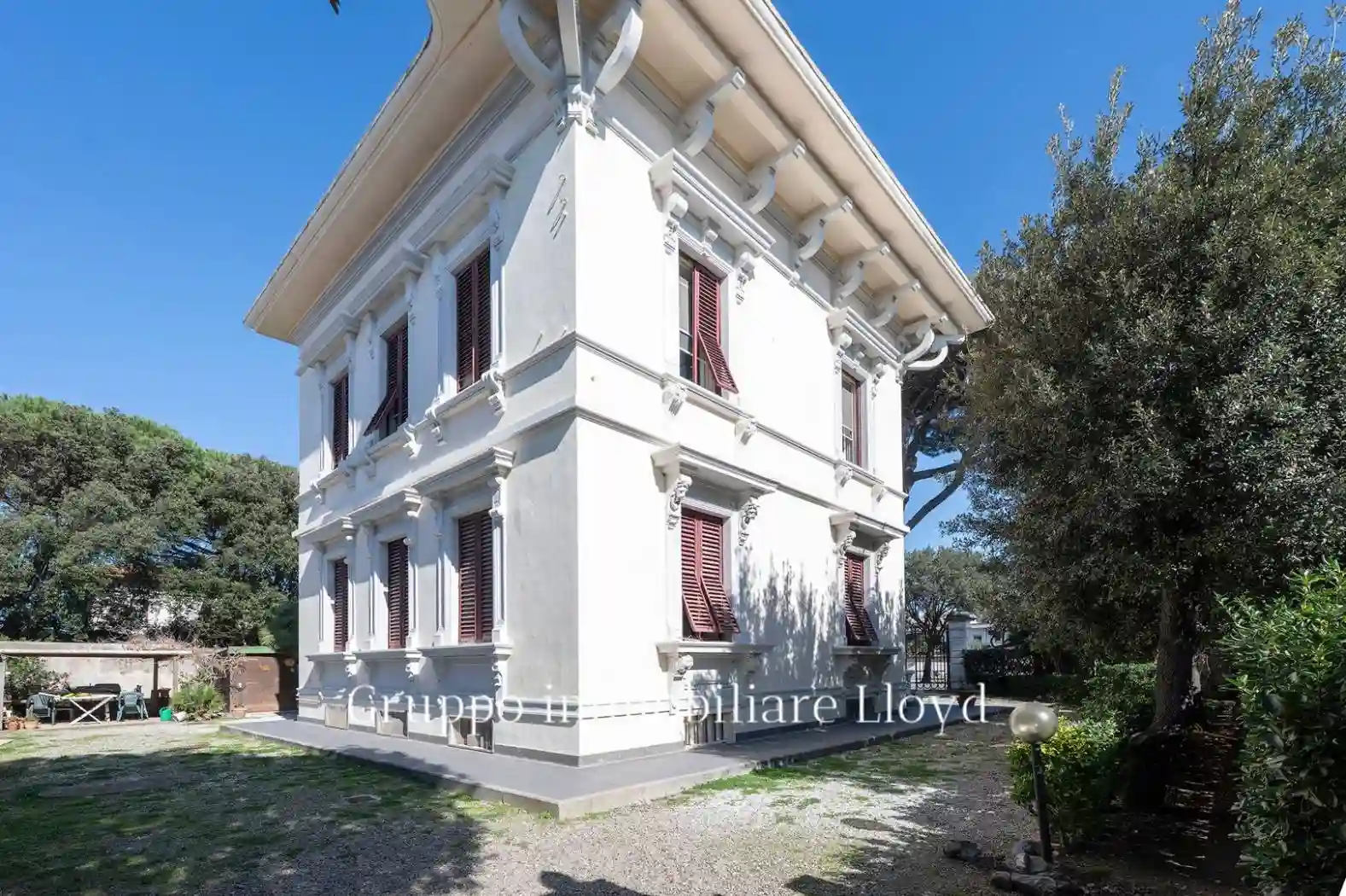 Villa - foto 2