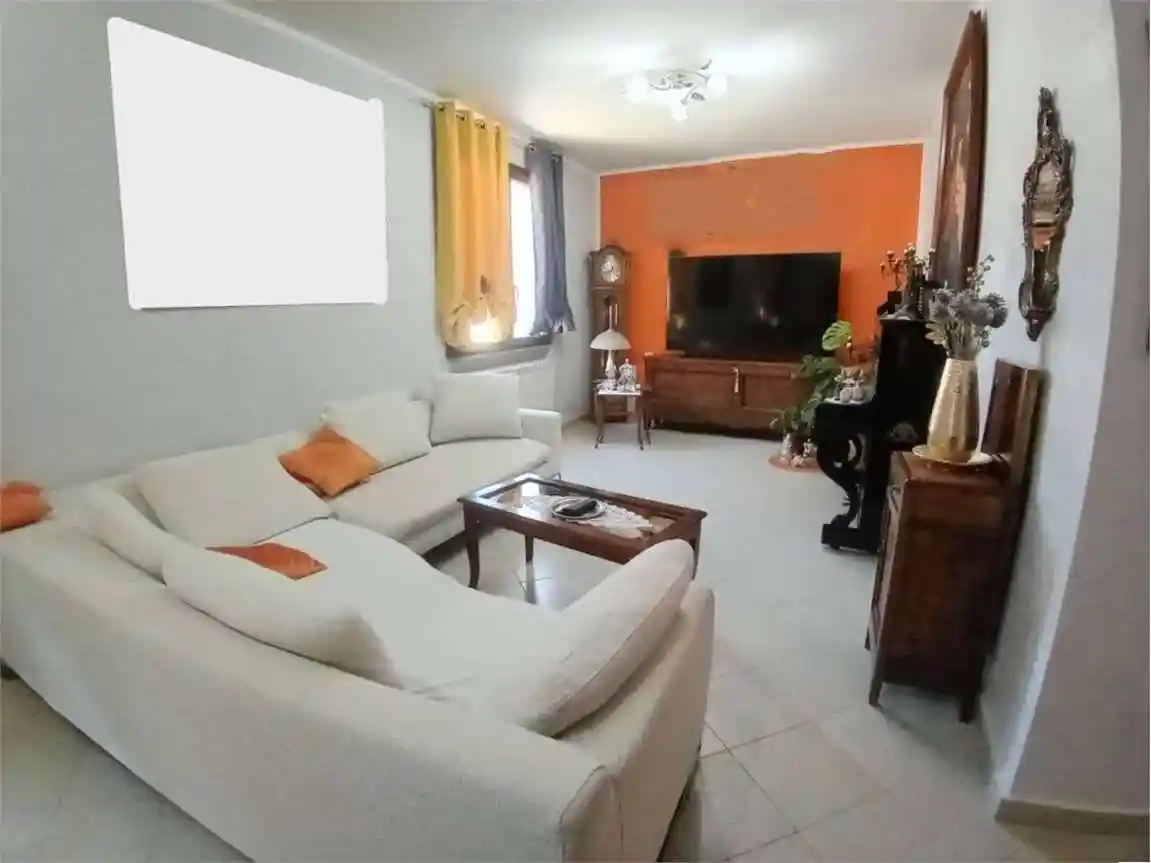 Villa in vendita a Trecate