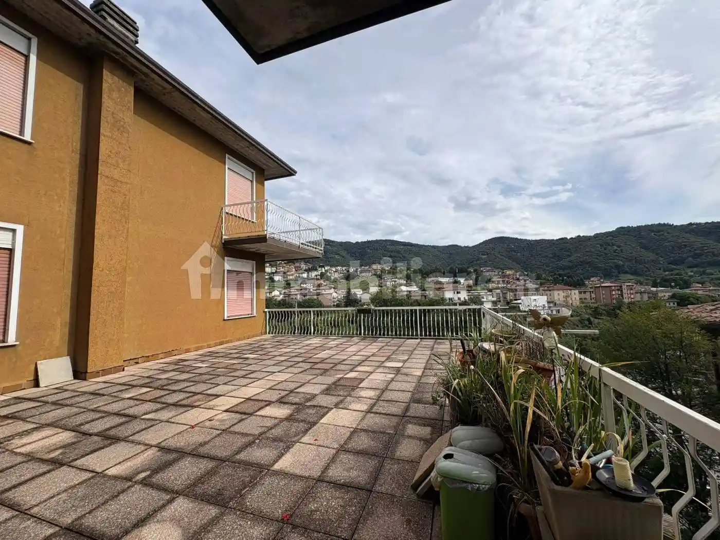 Appartamento in vendita a Gandino