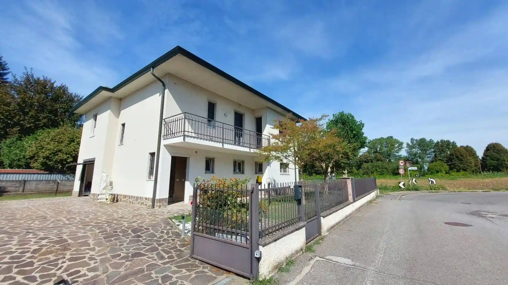 Villa in vendita a Agnadello
