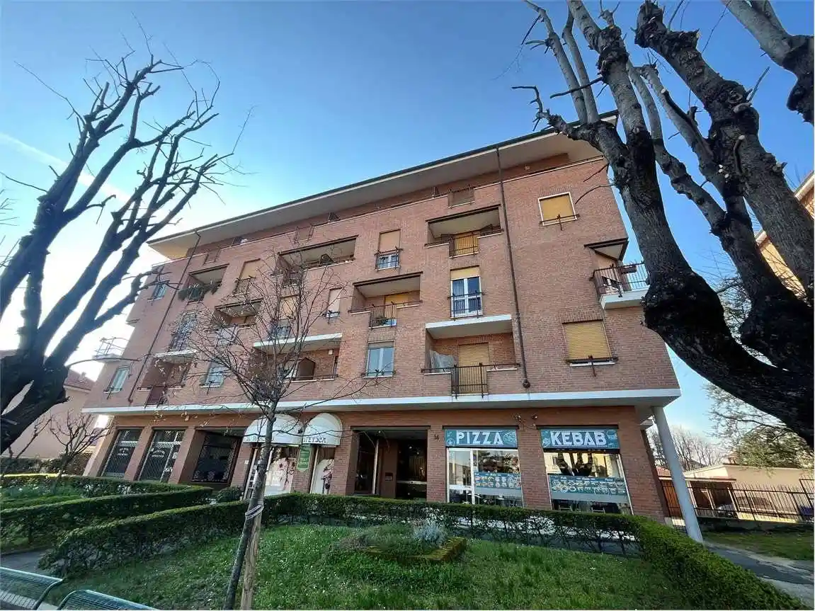 Appartamento in affitto a Cambiano