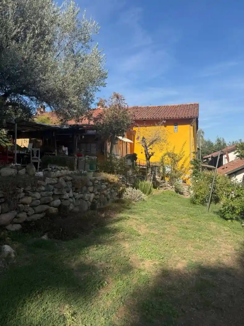 Casa indipendente in affitto a Cavaglià
