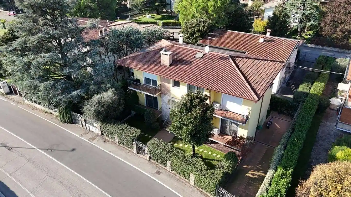 Villa in vendita a Verona
