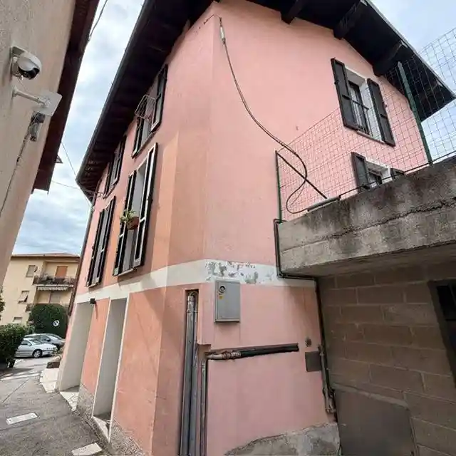 Casa indipendente in vendita a Maslianico