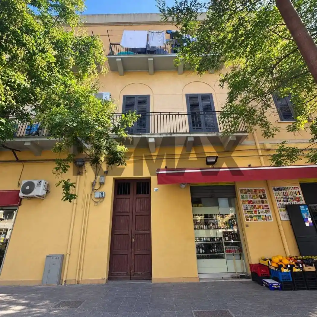 Appartamento in vendita a Palermo