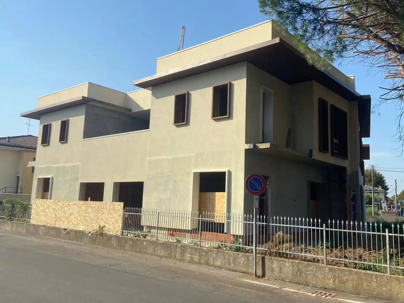 Villa in vendita a Tavazzano con Villavesco