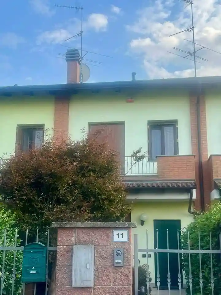 Villetta a schiera in vendita a Casalino