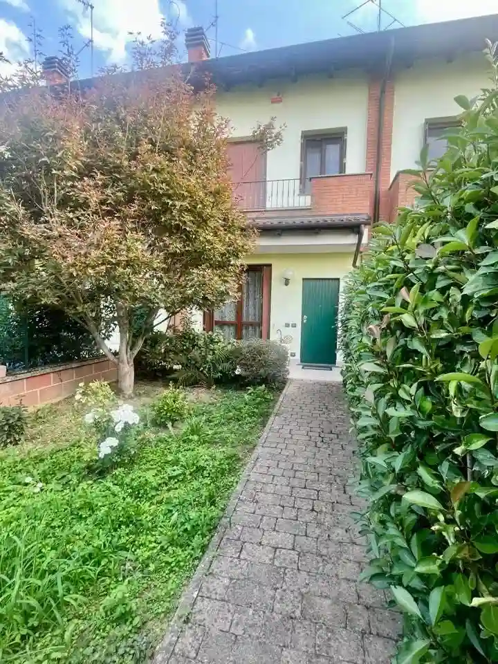 Villetta a schiera - foto 2