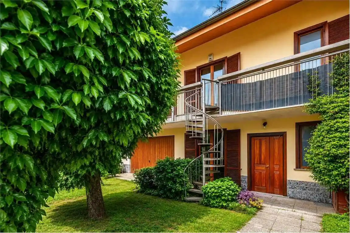 Villetta a schiera in vendita a Villasanta