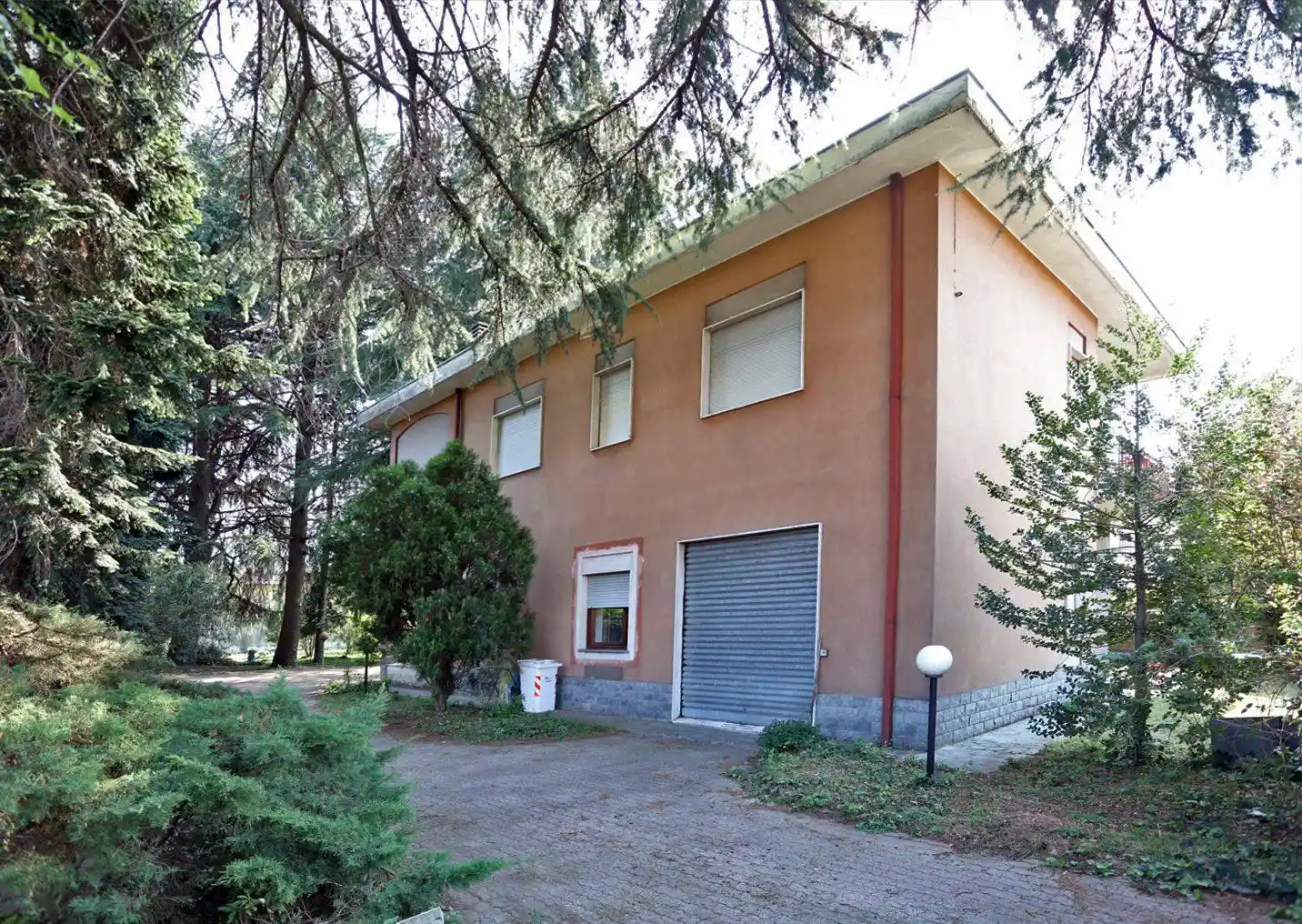 Villa in vendita a Busto Arsizio
