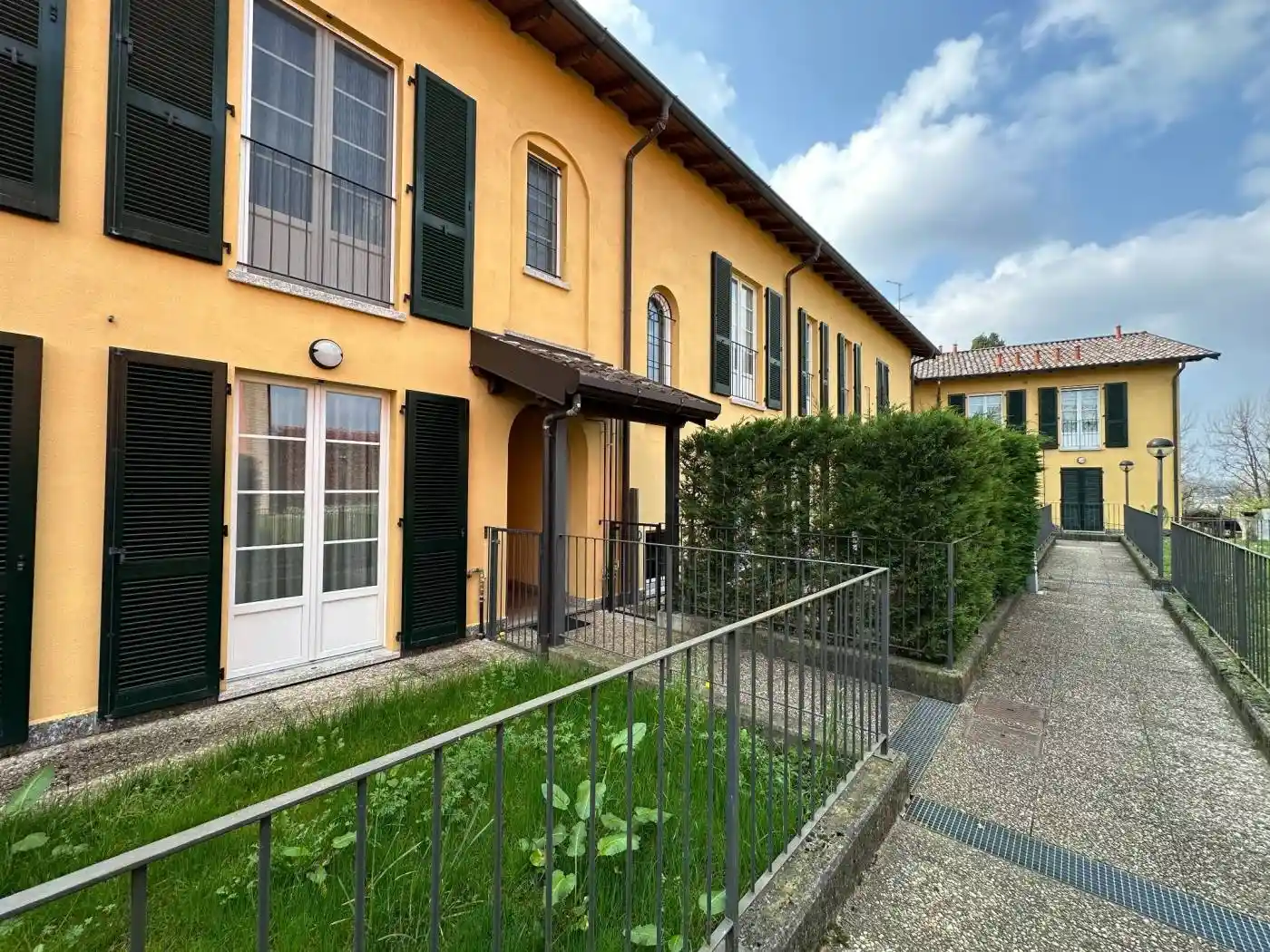 Appartamento in affitto a Albiolo