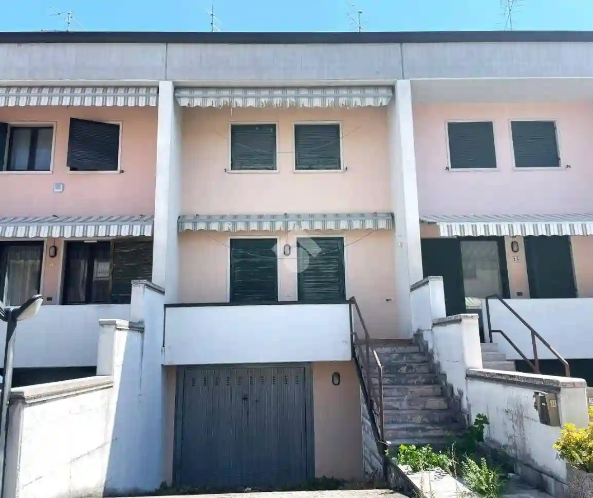 Villetta a schiera - foto 2