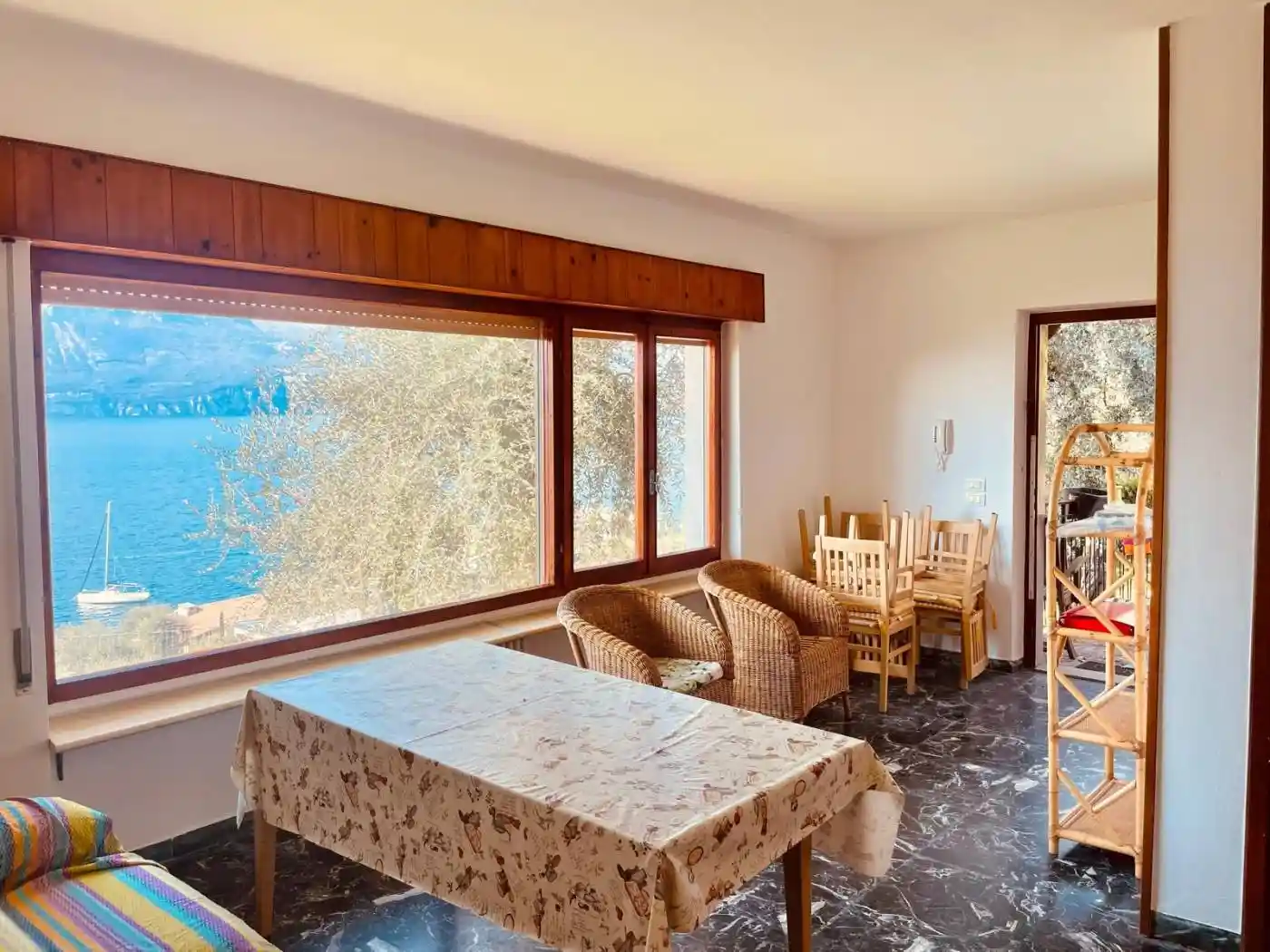 Appartamento in vendita a Brenzone sul Garda