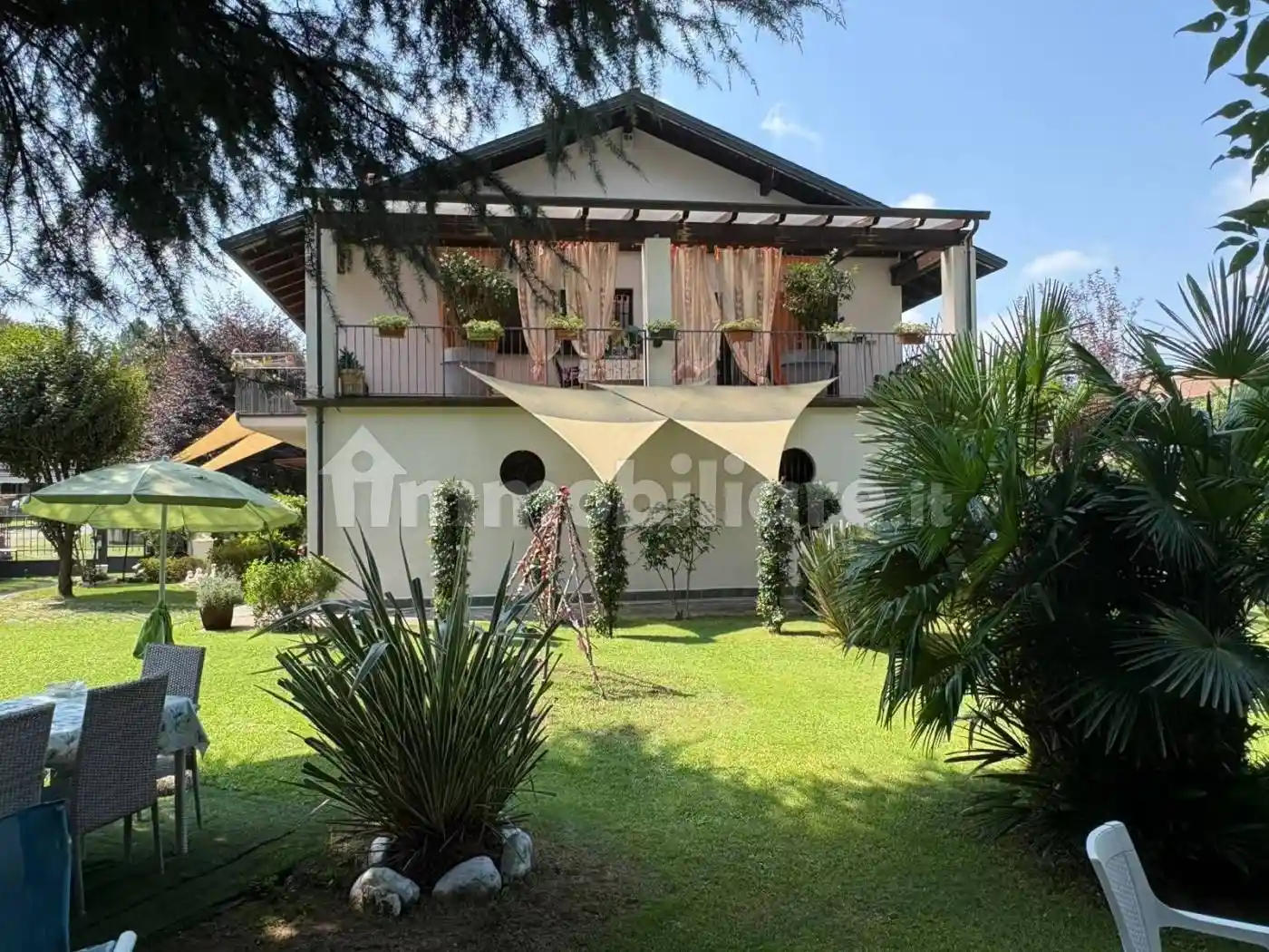 Villa in vendita a Robbiate