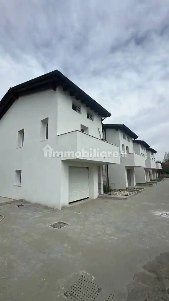 Villetta a schiera in vendita a Bolzano Vicentino