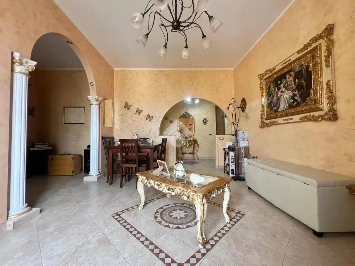 Appartamento in vendita a Palermo