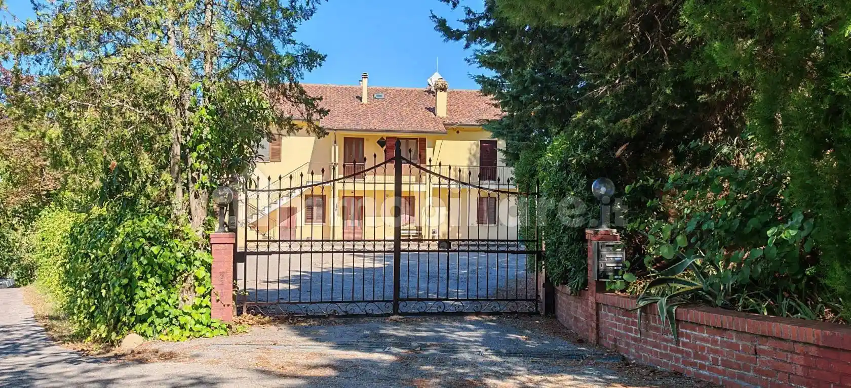 Villa in vendita a Vallefoglia