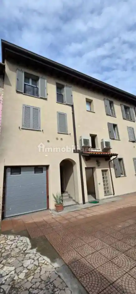 Appartamento in vendita a Castelcovati