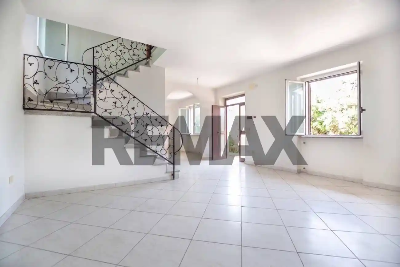 Villa in vendita a Canosa Sannita