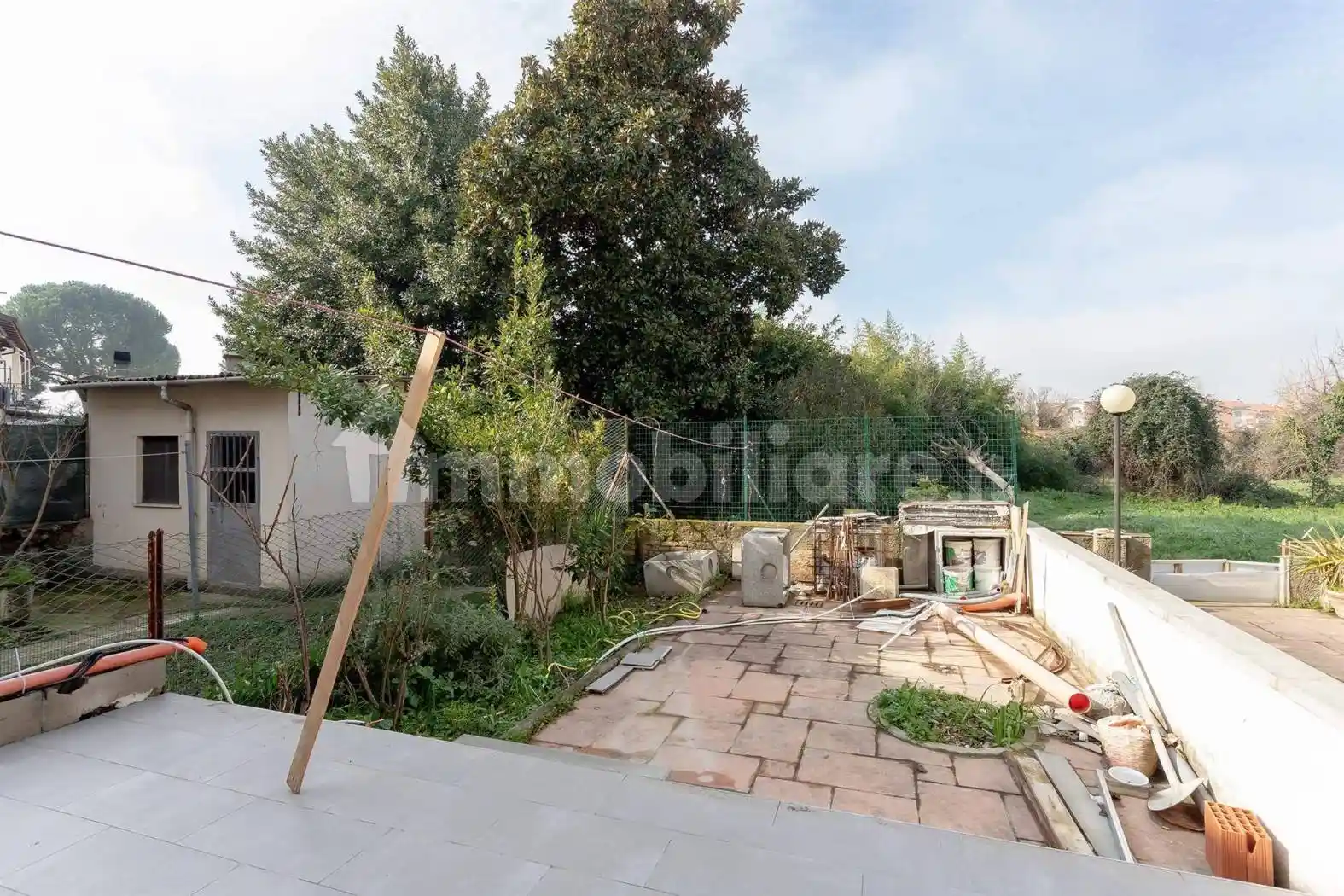 Casa indipendente in vendita a Campi Bisenzio